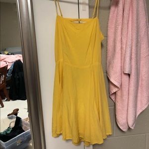 Yellow dress